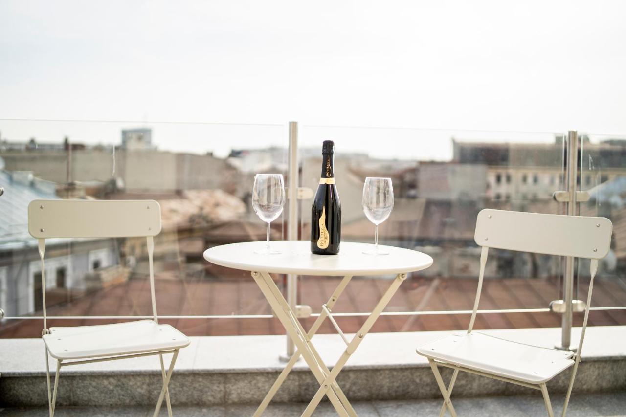 New Era Hotel Old Town Bucharest Parking With Fee Nearby Luaran gambar