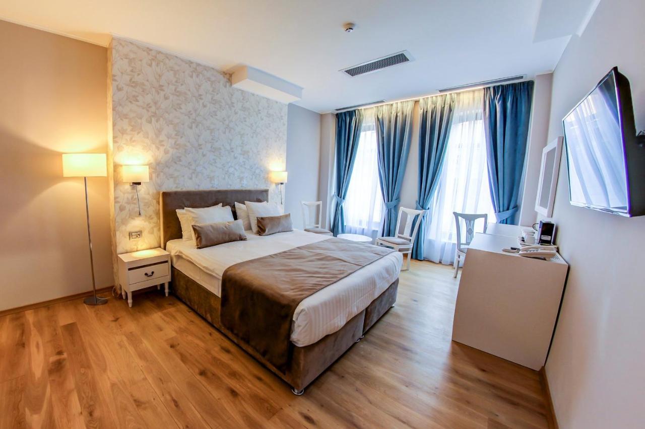 New Era Hotel Old Town Bucharest Parking With Fee Nearby Luaran gambar