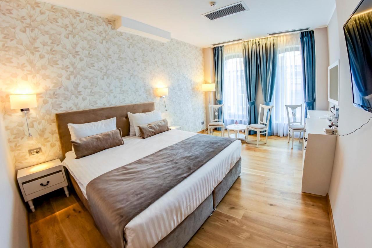 New Era Hotel Old Town Bucharest Parking With Fee Nearby Luaran gambar